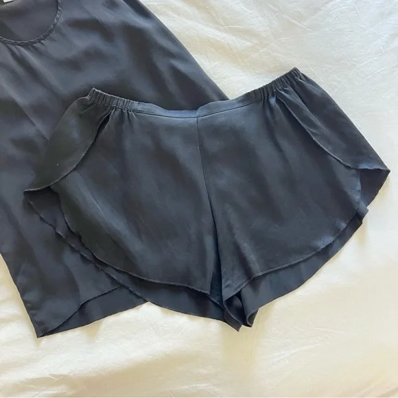 Lunya Washable Silk Sleep Set - Picture 6 of 8